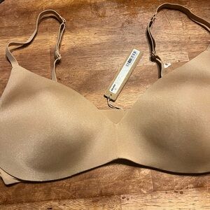 Skims NWT bra 36C